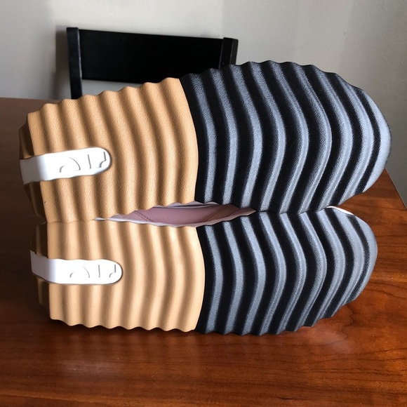 Nike Air Max Dawn 'Pink Oxford' DC4068-601 Sneakers Running Shoes Women's - Picture 5 of 8